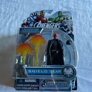 Hasbro Avengers S.H.I.E.L.D. Gear Red Skull Figure